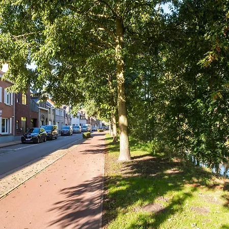 Spacious Holiday Home With Garden * Nieuwpoort