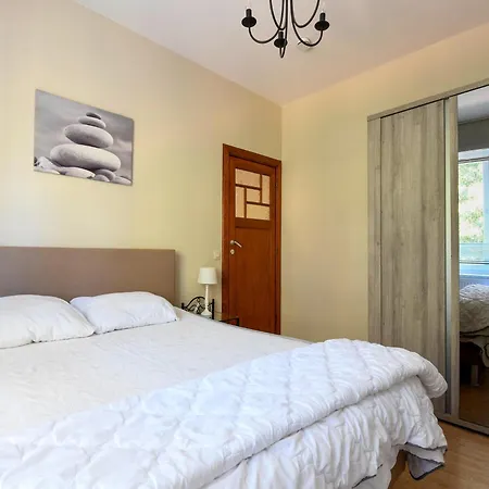 Ferienhaus Spacious Holiday Home With Garden